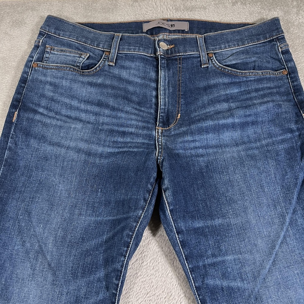 Joe's Jeans Slim Straight in Blue